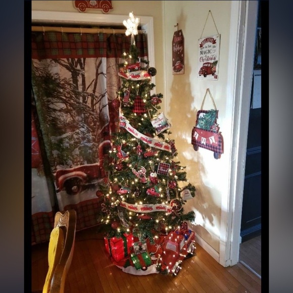 ❤️ Vintage Christmas Red Truck
Believe in the Magic Of
Christmas Wall Decor - Picture 6 of 6